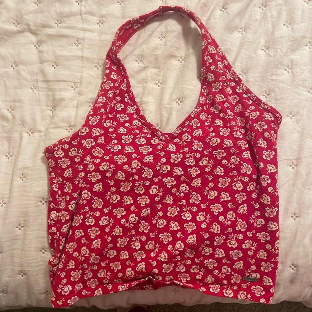 hollister, size small